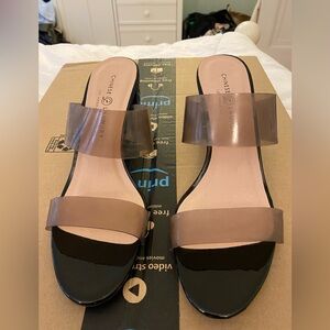 Euc Chinese laundry brand sandals. Size 10
